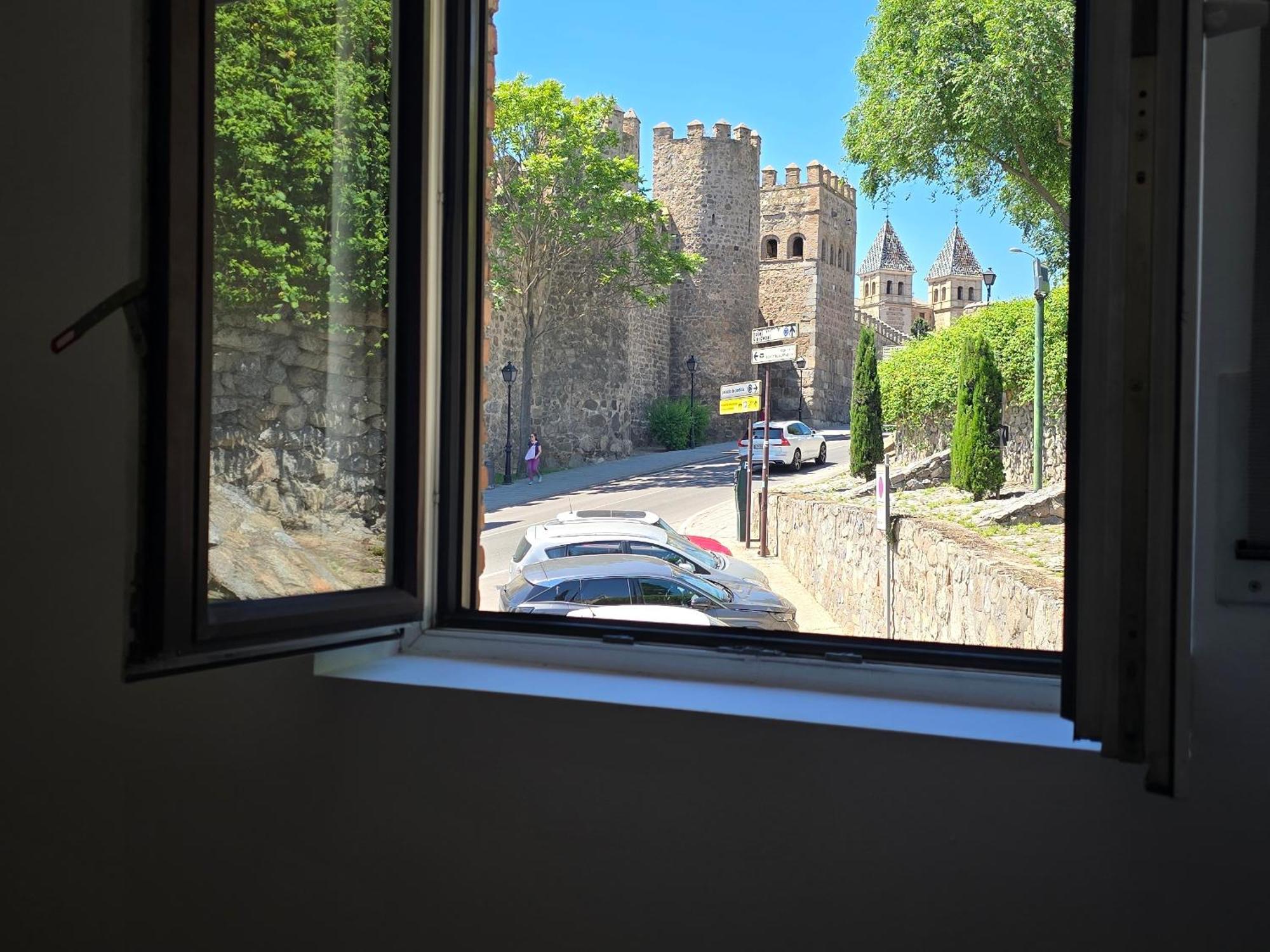 Puerta De Bisagra-Parking Gratis- Con 2 Habitaciones 톨레도 외부 사진
